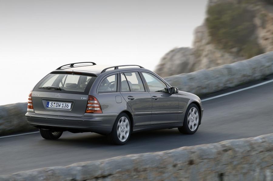  Mercedes-Benz C-Class Estate 2004 года  (фото 20 из 68)